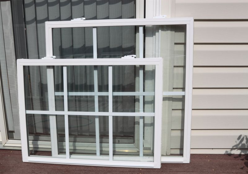 Modern Windows with Custom Frames